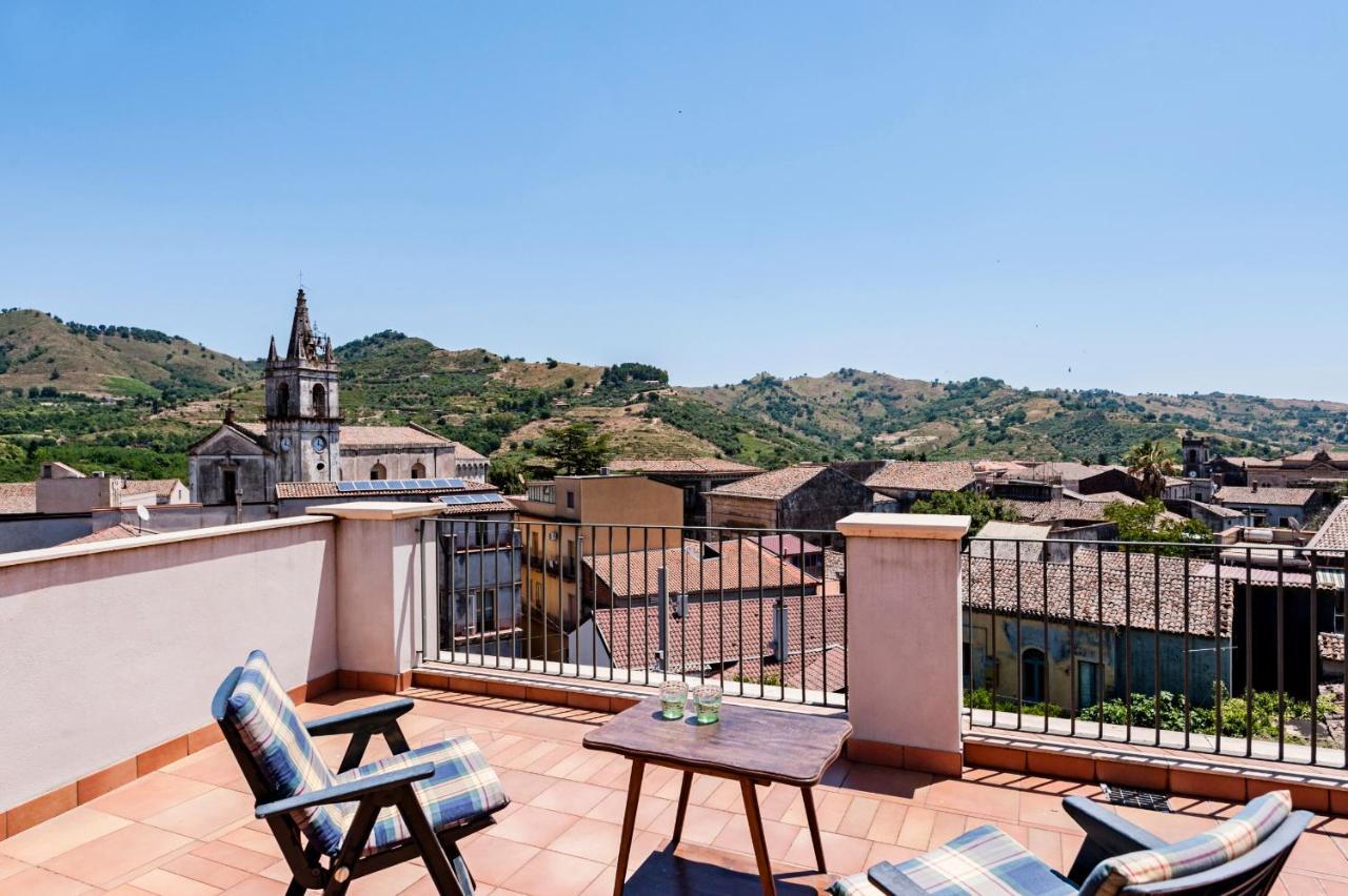 Gli Iris Apartments By Wonderful Italy Linguaglossa Exterior foto